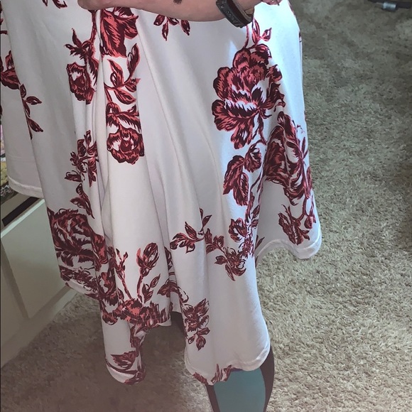 Dress - Picture 3 of 4